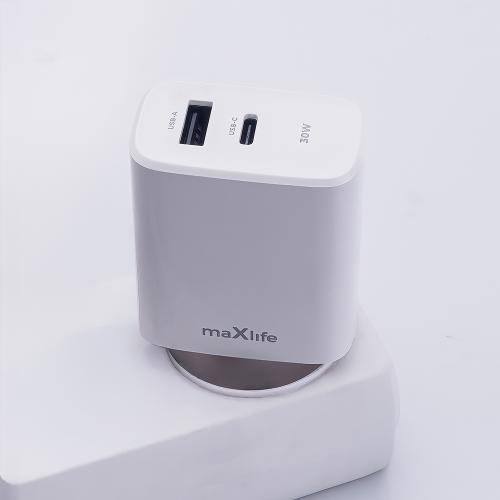 Maxlife Dual Vegglader Veggadapter