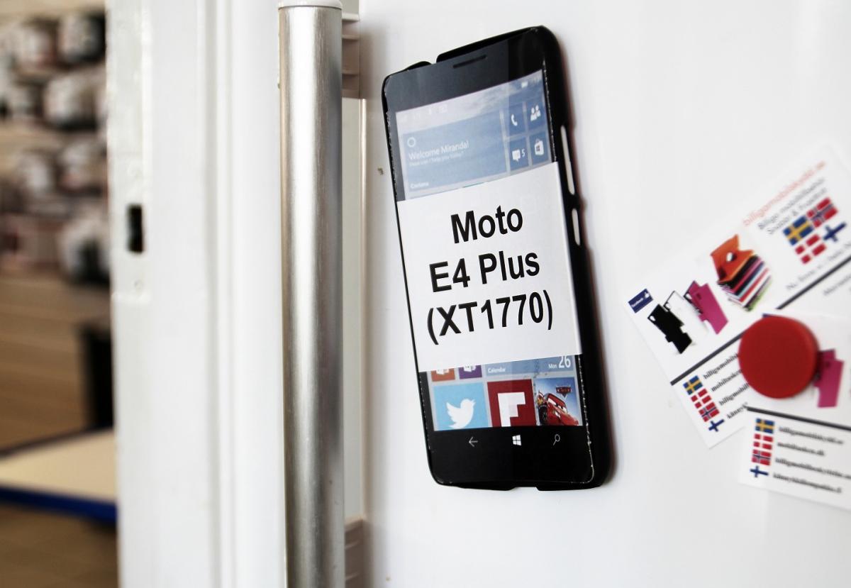 Magnet Wallet Moto E4 Plus (XT1770)