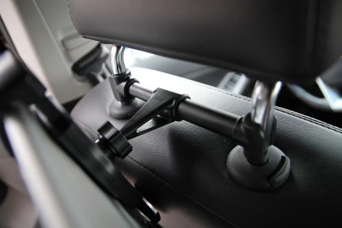 Nakkestøtteholder til iPad & lesebrett