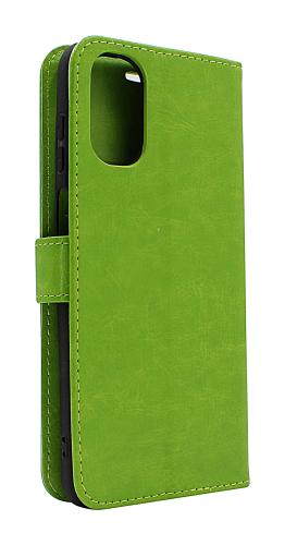 Crazy Horse Wallet Motorola Moto G22