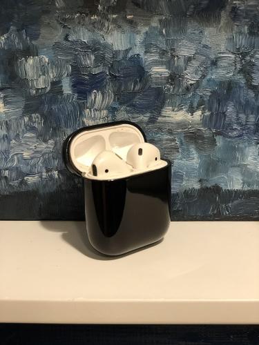 Apple AirPods Metallic Case