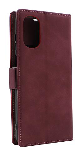 Lyx Standcase Wallet Motorola Moto E32s