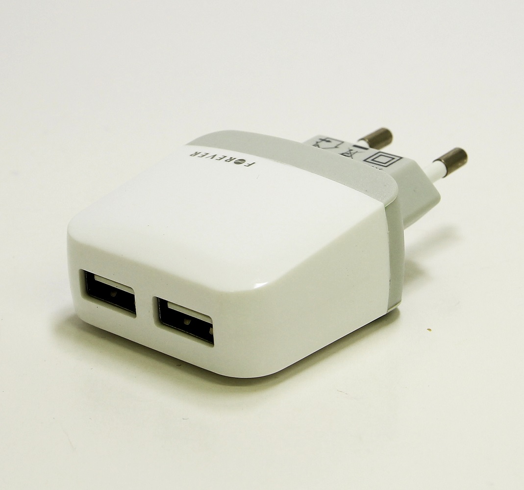 Wall Wall Charger 2.4A 2 x USB